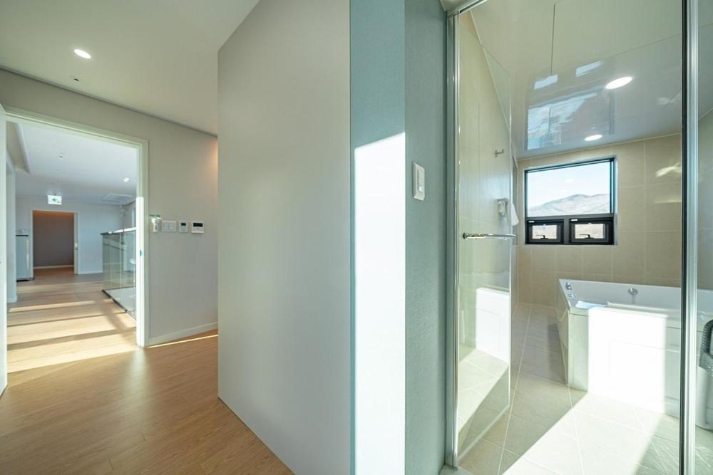 Jecheon The Shine Cheongpung Quarto foto