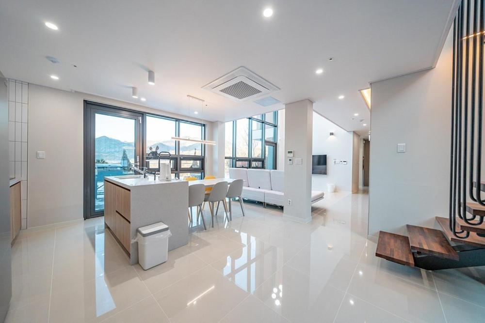 Jecheon The Shine Cheongpung Quarto foto