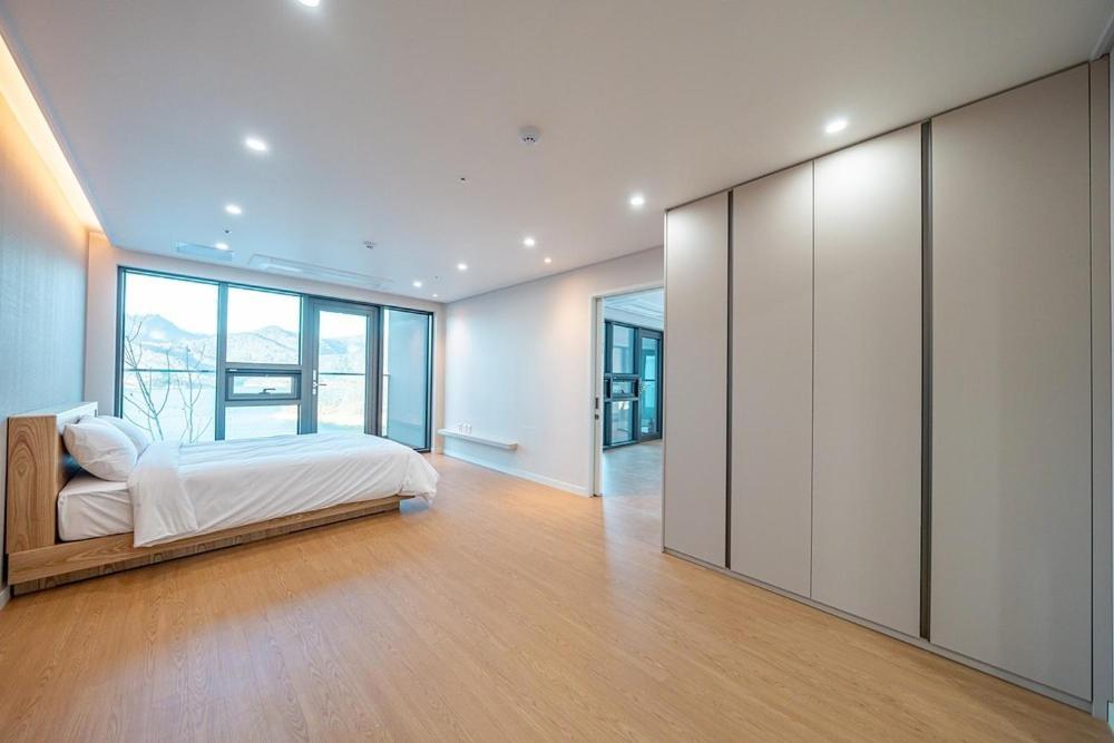Jecheon The Shine Cheongpung Quarto foto
