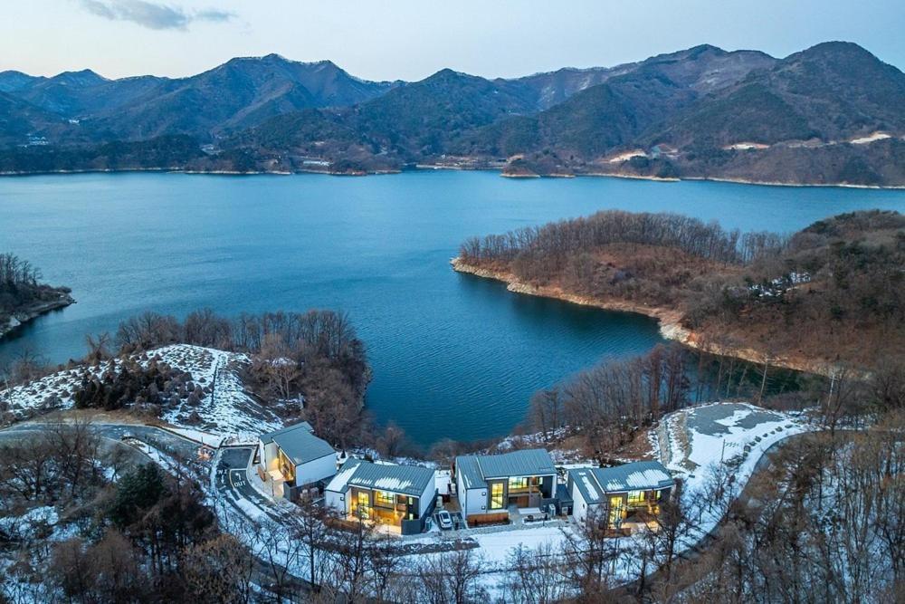 Jecheon The Shine Cheongpung Exterior foto